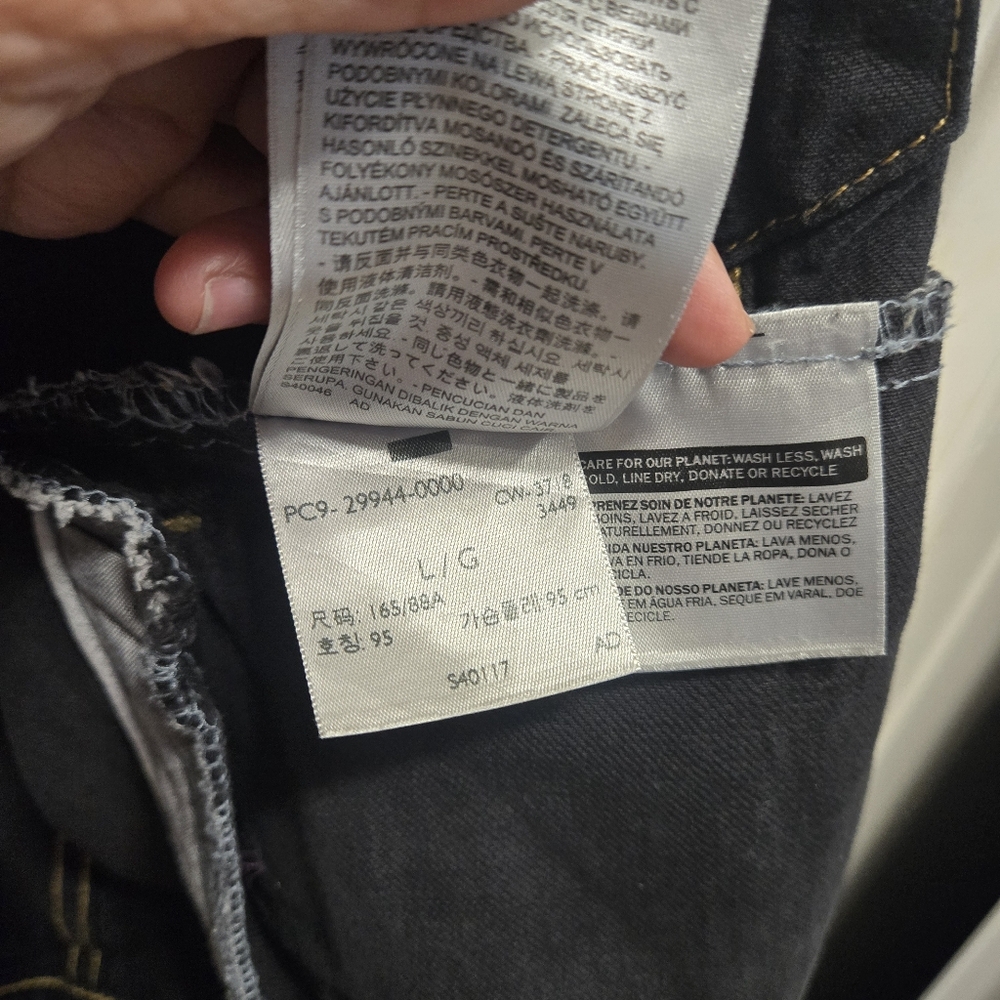 Levi's vest with custom artwork size L - Picture 12 of 12